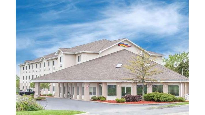 Baymont by Wyndham Freeport in Freeport, Illinois, United States