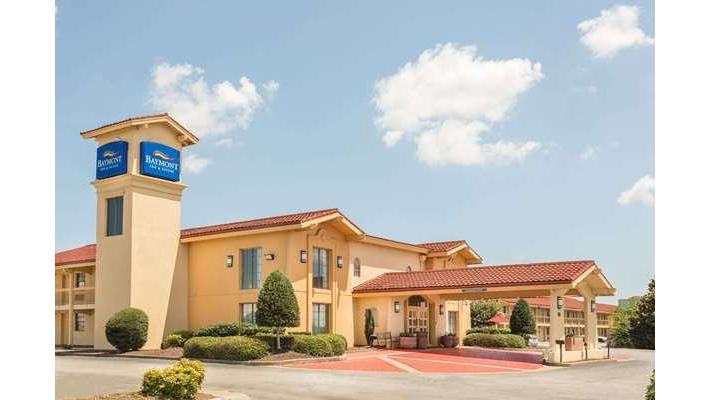 Baymont by Wyndham Greenville Woodruff Rd in Greenville, South Carolina, United States