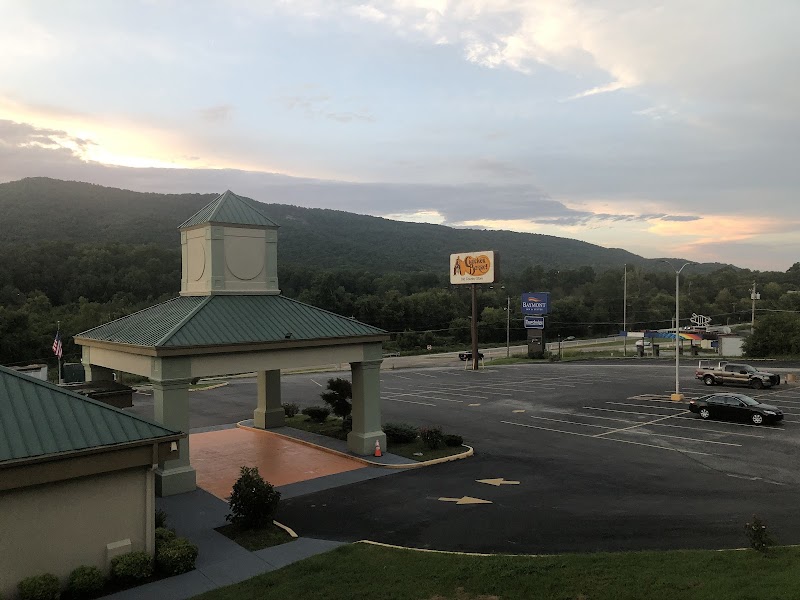 Baymont by Wyndham Harriman in Harriman, Tennessee, United States