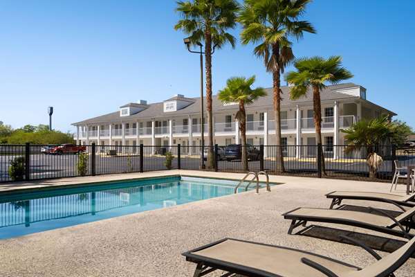 Baymont by Wyndham Kingsland in Kingsland, Georgia, United States