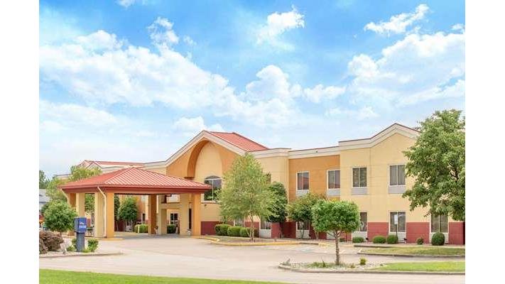 Baymont by Wyndham Marion in Marion, Illinois, United States