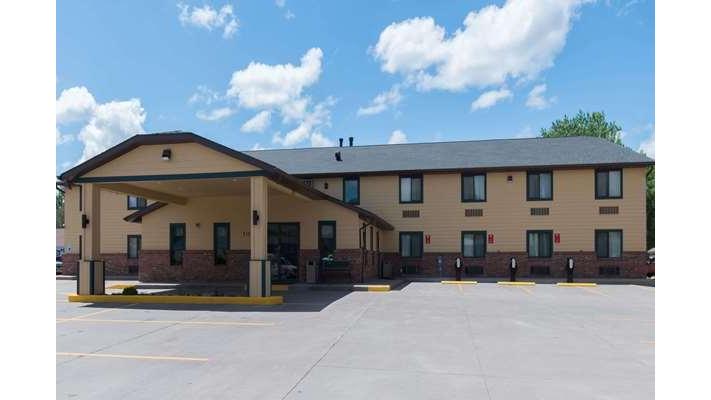 Baymont by Wyndham Pierre in Pierre, South Dakota, United States