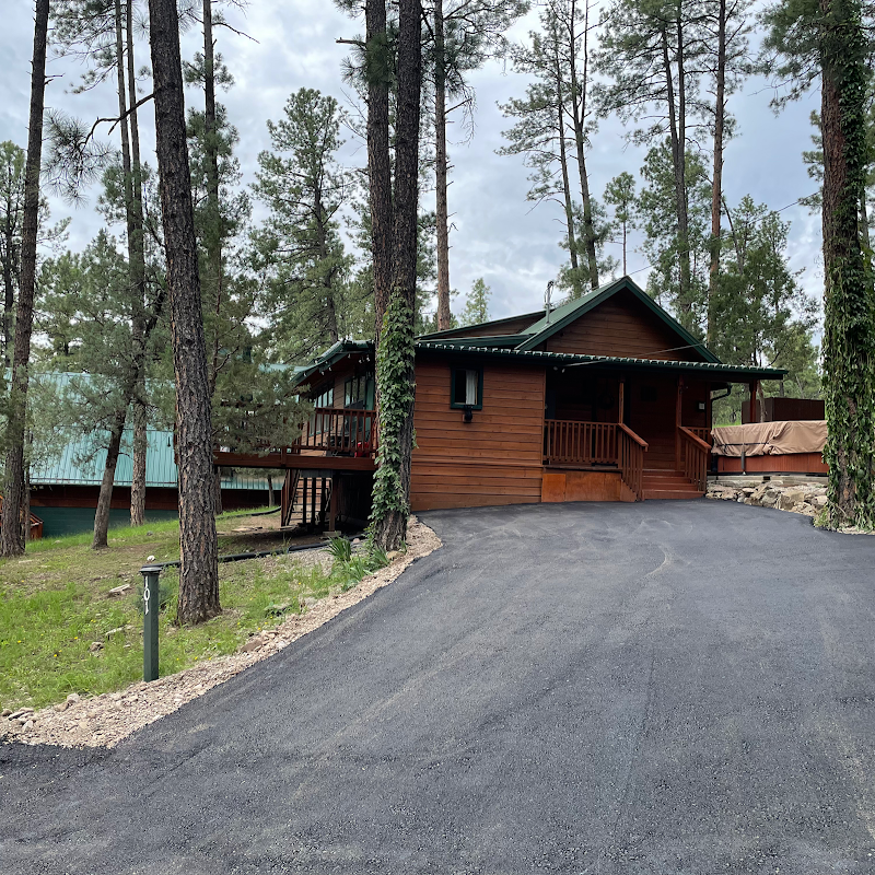 Bear Lodge in Ruidoso, New Mexico, United States