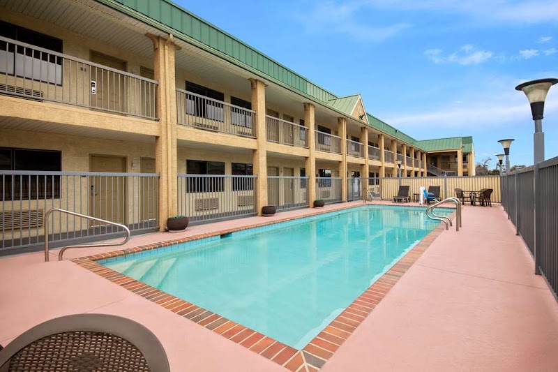 Best Western Cedar Inn in Cedar Park, Texas, United States