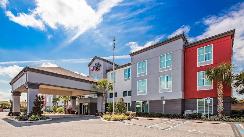 Best Western Plus Chain of Lakes Inn & Suites in Leesburg, Florida, United States