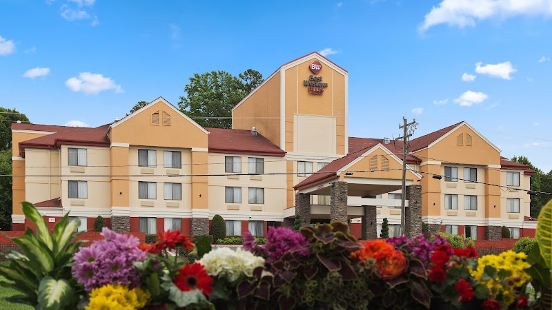 Best Western Plus Huntersville Inn & Suites Near Lake Norman in Huntersville, North Carolina, United States