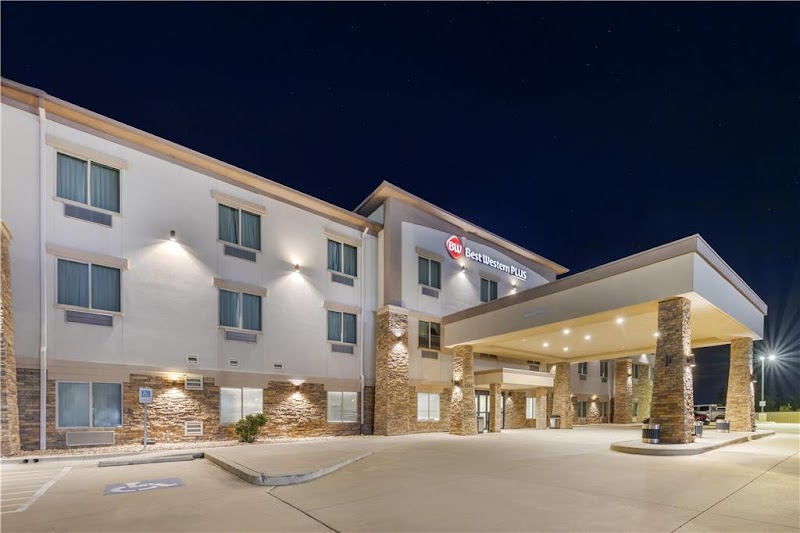 Best Western Plus Pauls Valley Inn & Suites in Pauls Valley, Oklahoma, United States