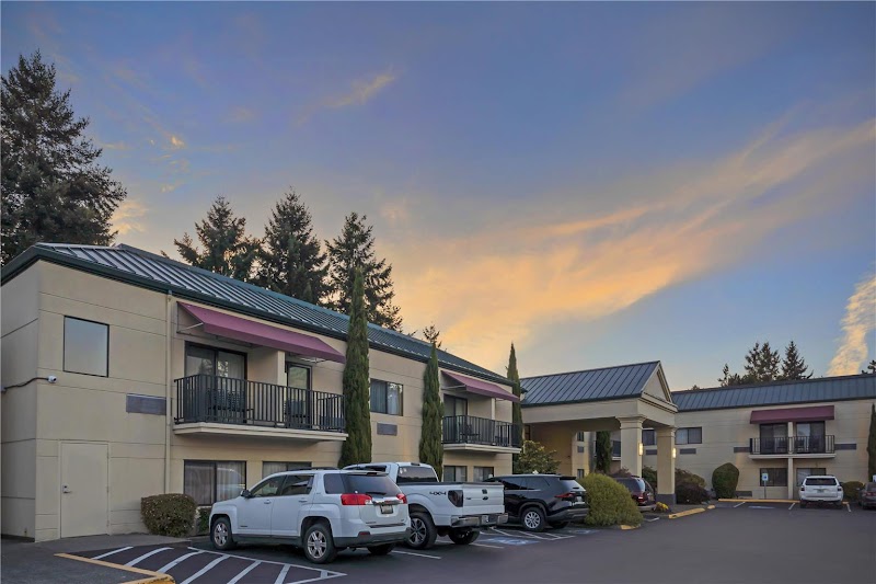 Best Western Plus Plaza by the Green in Kent, Washington, United States