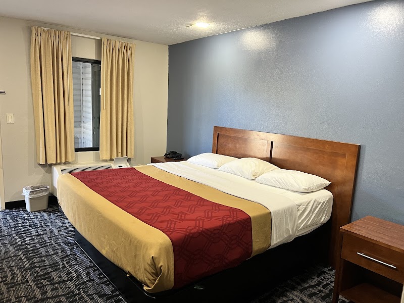 Budget 8 Motel in Meridian, Mississippi, United States