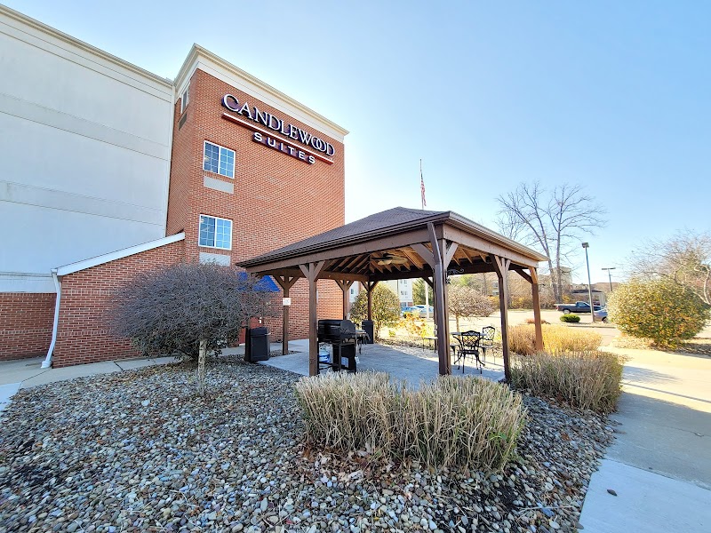Candlewood Suites Cleveland-North Olmsted, an IHG Hotel in North Olmsted, Ohio, United States