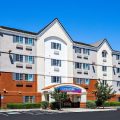 Candlewood Suites Medford