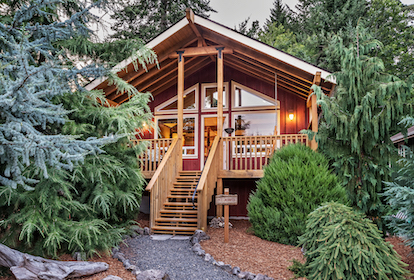 Carson Ridge Luxury Cabins in Hood River, Oregon, United States