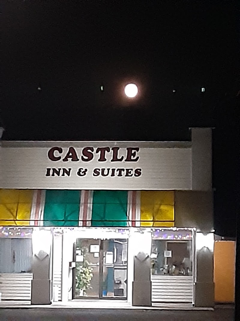 Castle Inn & Suites of Dowagiac in Dowagiac, Michigan, United States
