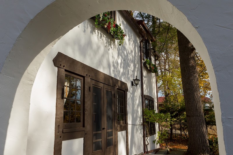 Castle on Glen in Elmira, New York, United States