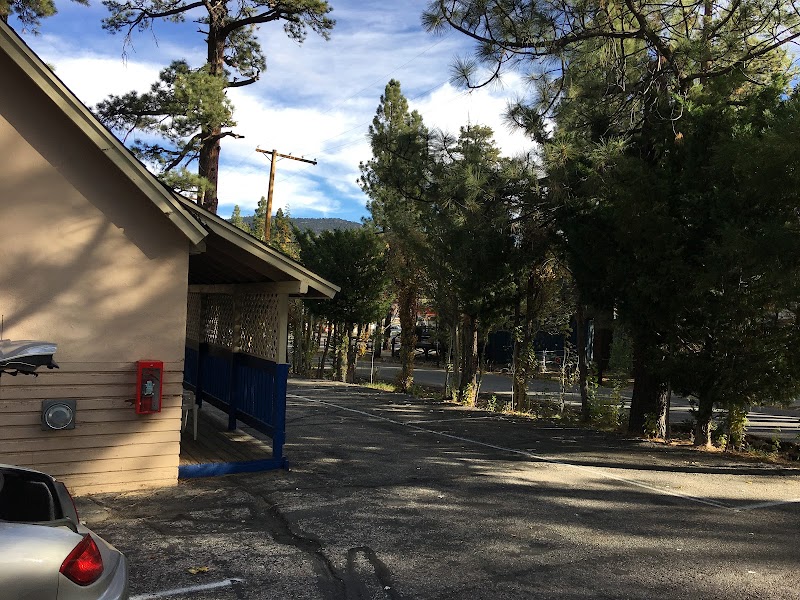 Cathy's Cottages in Big Bear Lake, California, United States