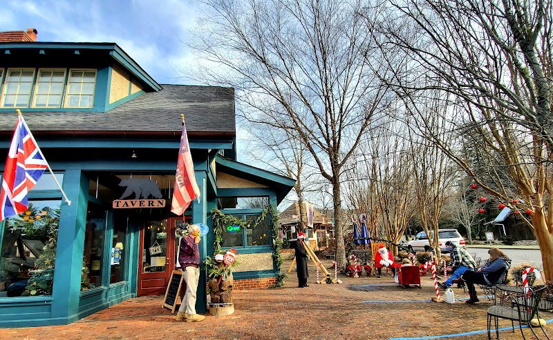 Cheshire Cabins and Treehouse in Black Mountain, North Carolina, United States