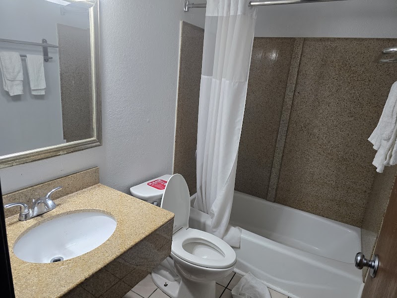 City Center Inn in Newport News, Virginia, United States