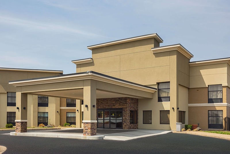 Clarion Inn & Suites in Evansville, Indiana, United States