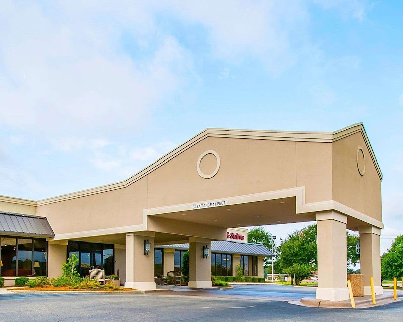 Clarion Inn & Suites Dothan in Dothan, Alabama, United States