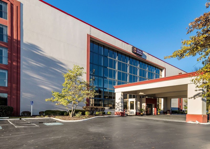 Clarion Inn & Suites Jackson Northwest in Jackson, Tennessee, United States