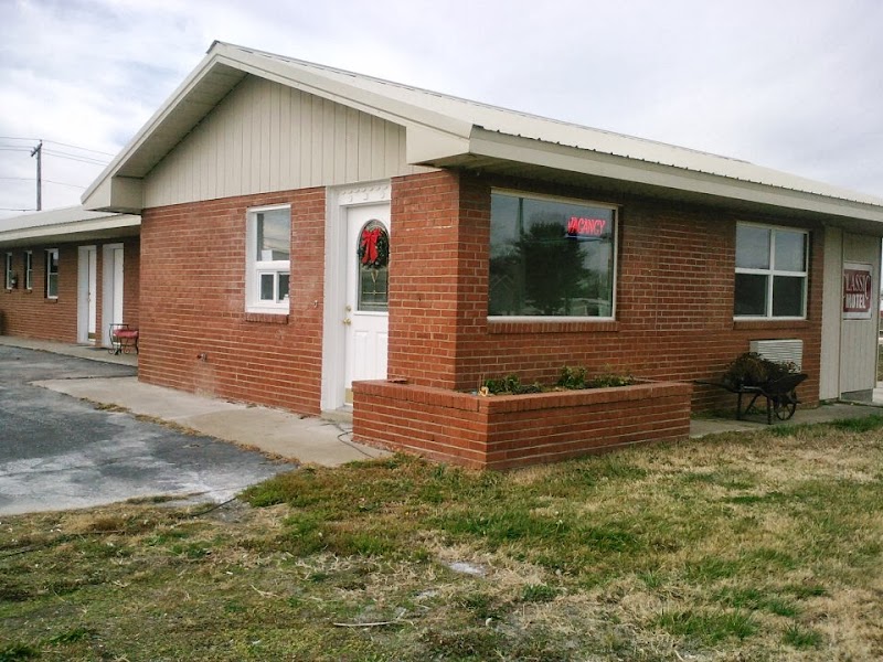 Classic Motel in Higginsville, Missouri, United States