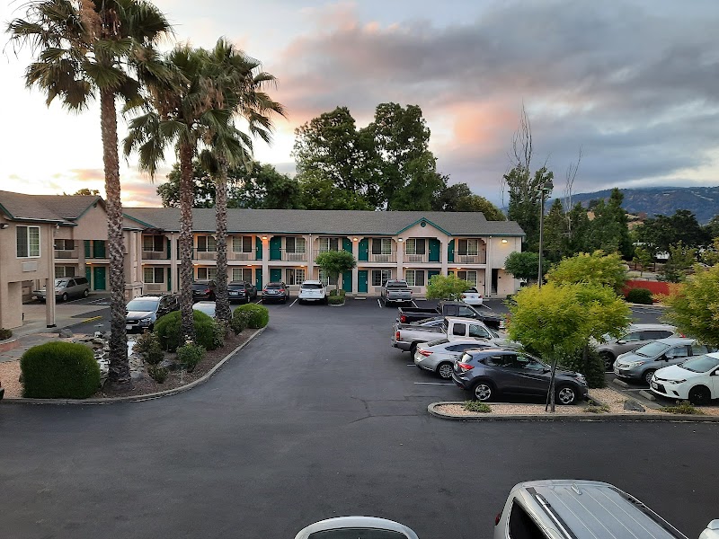 Cloverdale Wine Country Inn & Suites in Cloverdale, California, United States