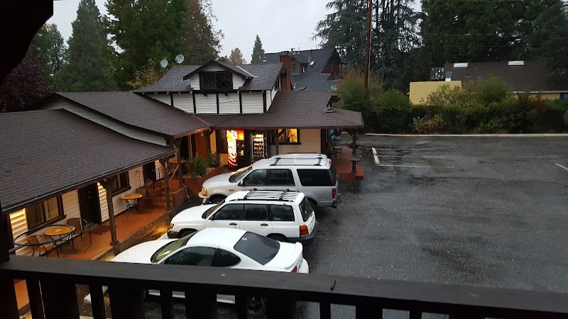 Coach N Four Motel in Grass Valley, California, United States