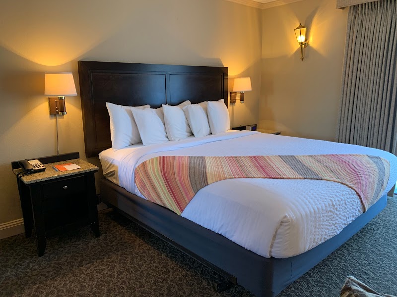 Coachman Inn & Suites in Oak Harbor, Washington, United States