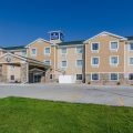 Cobblestone Hotel & Suites – McCook
