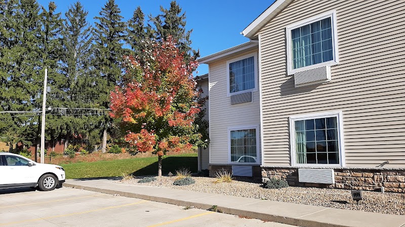 Cobblestone Hotel & Suites - Punxsutawney in Punxsutawney, Pennsylvania, United States