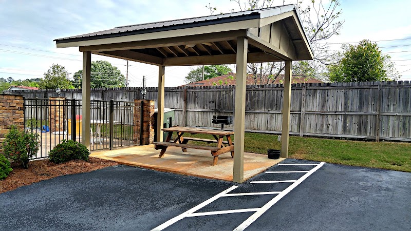 Cochran Inn & Suites in Cochran, Georgia, United States