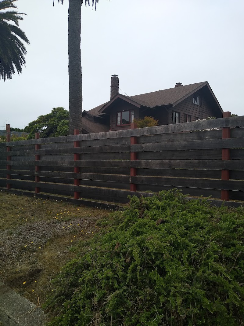 Colonial Inn in Fort Bragg, California, United States