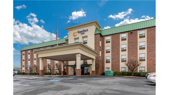 Comfort Inn Aikens Center in Martinsburg, West Virginia, United States
