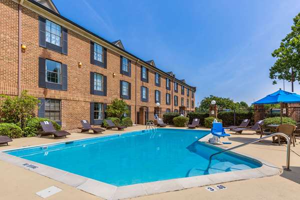 Comfort Inn Newport News - Hampton I-64 in Newport News, Virginia, United States