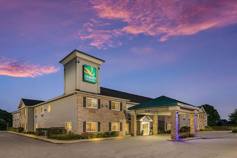 Comfort Inn & Suites in Hendersonville, North Carolina, United States