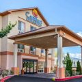 Comfort Inn & Suites Airport