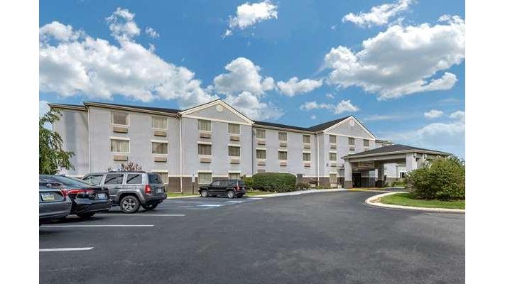 Comfort Inn & Suites Butler in Butler, Pennsylvania, United States