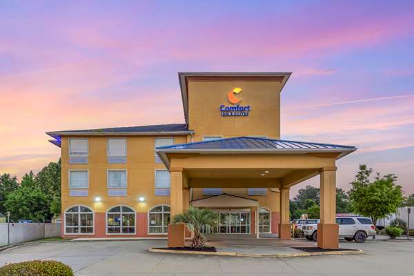 Comfort Inn & Suites Chesapeake in Chesapeake, Virginia, United States