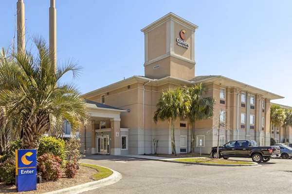 Comfort Inn & Suites Convention Center in North Charleston, South Carolina, United States