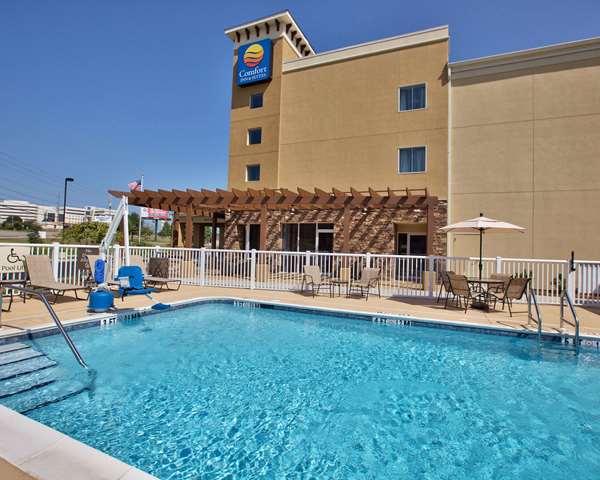 Comfort Inn & Suites Dothan East in Dothan, Alabama, United States