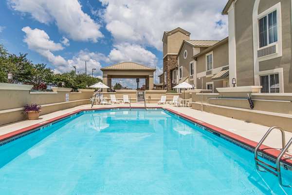 Comfort Inn & Suites Greenwood in Greenwood, South Carolina, United States