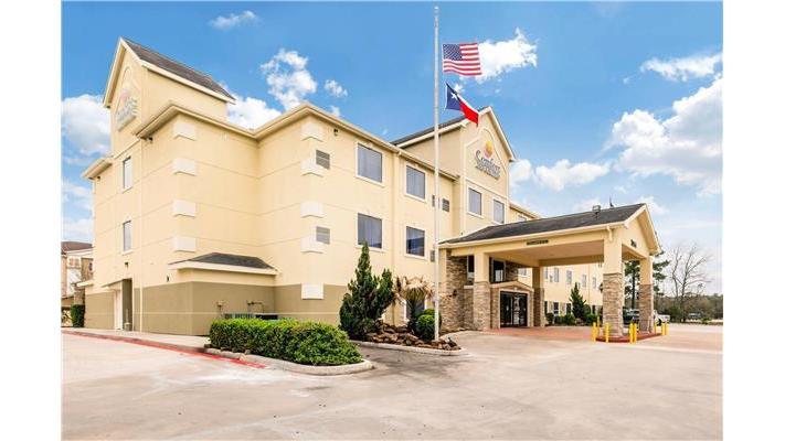 Comfort Inn & Suites IAH Bush Airport - East in Aldine, Texas, United States