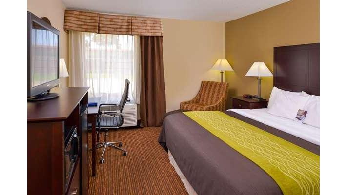 Comfort Inn & Suites Joplin in Joplin, Missouri, United States