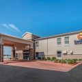 Comfort Inn & Suites Junction City – Near Fort Riley