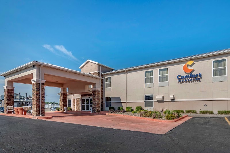 Comfort Inn & Suites Junction City - Near Fort Riley in Junction City, Kansas, United States