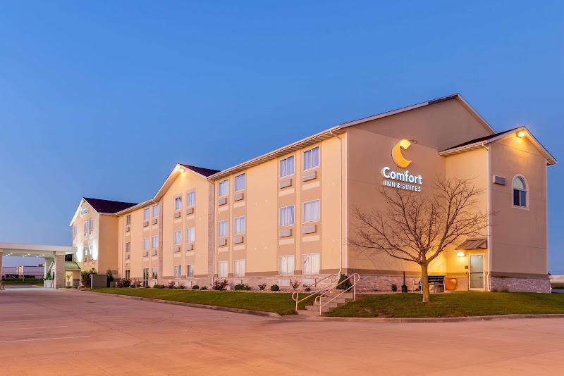 Comfort Inn & Suites Lincoln I-55 in Lincoln, Illinois, United States