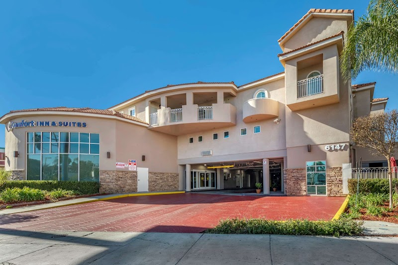Comfort Inn & Suites Near Universal - North Hollywood - Burbank in North Hollywood, California, United States