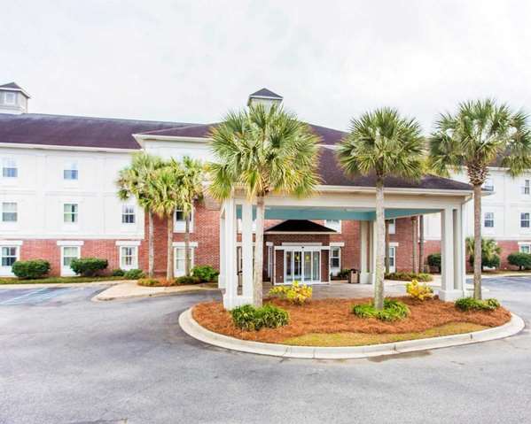 Comfort Inn & Suites Patriots Point in Mount Pleasant, South Carolina, United States