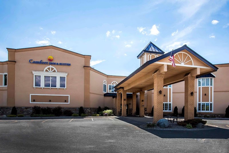 Comfort Inn & Suites Plattsburgh - Morrisonville in Plattsburgh, New York, United States