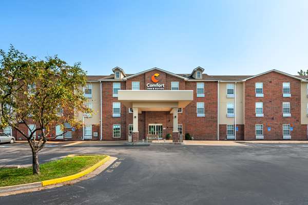 Comfort Inn & Suites St. Louis - Chesterfield in Chesterfield, Missouri, United States